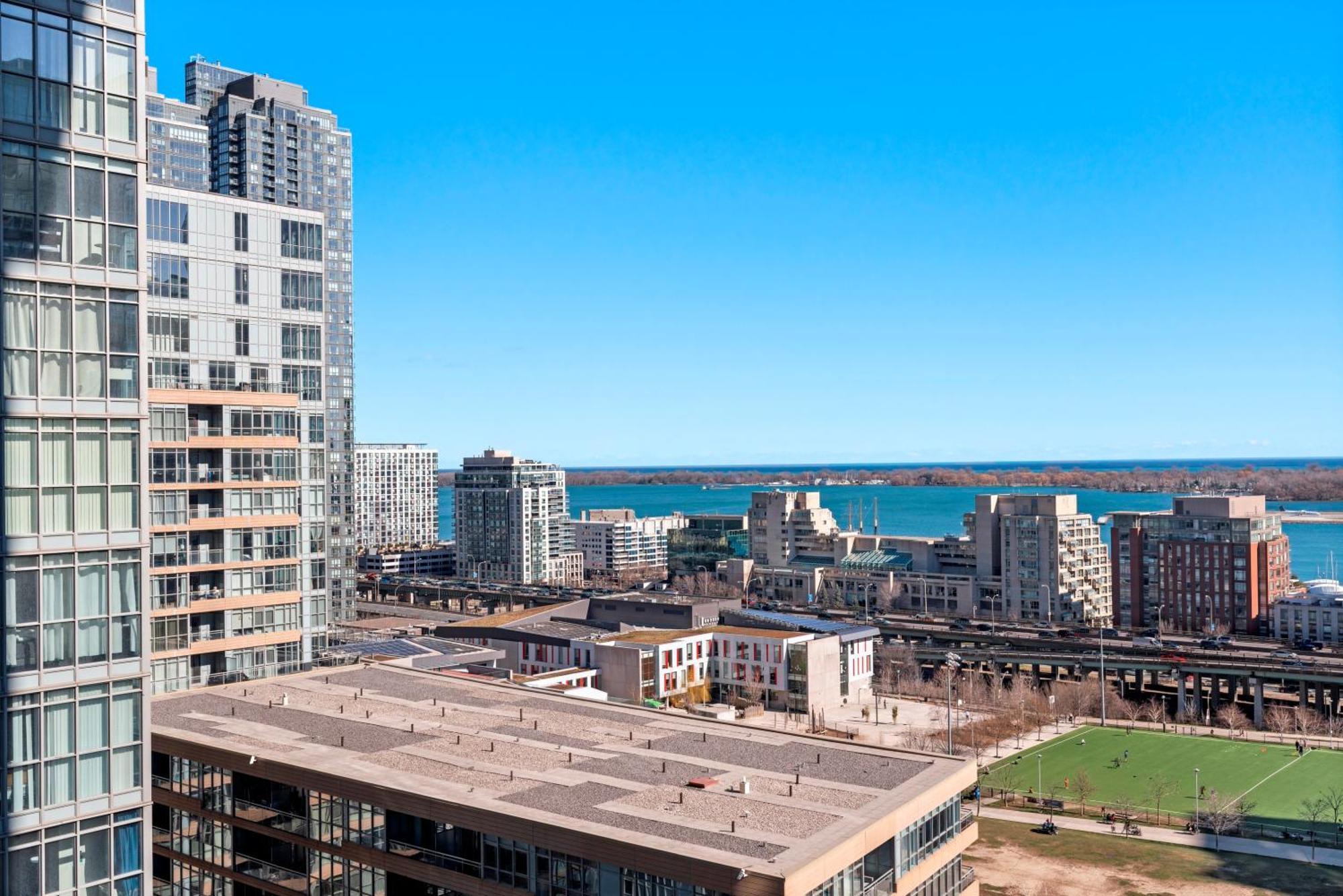 Globalstay Elegant Downtown Apartments تورونتو المظهر الخارجي الصورة