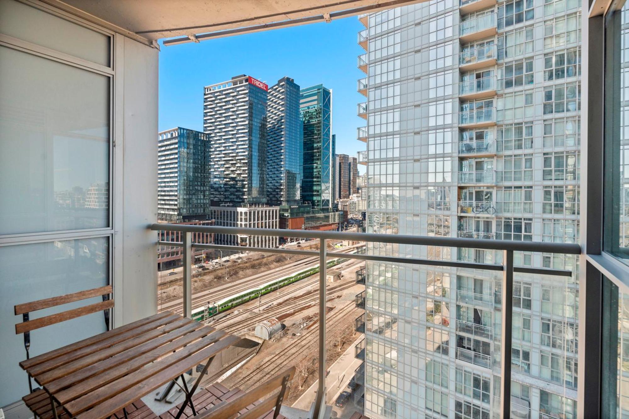 Globalstay Elegant Downtown Apartments تورونتو المظهر الخارجي الصورة