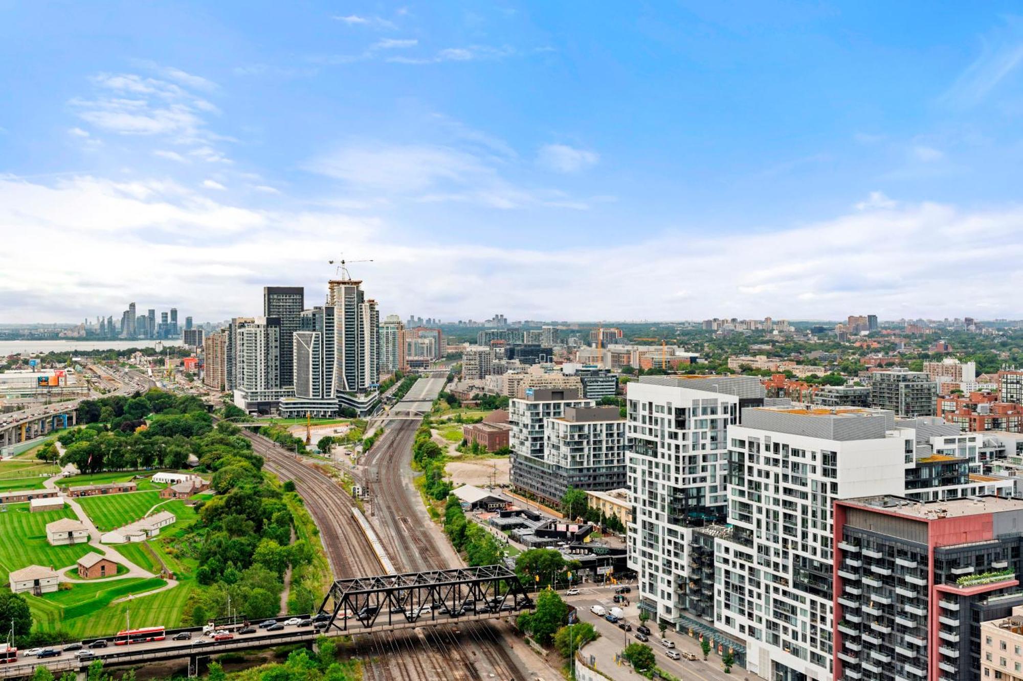 Globalstay Elegant Downtown Apartments تورونتو المظهر الخارجي الصورة