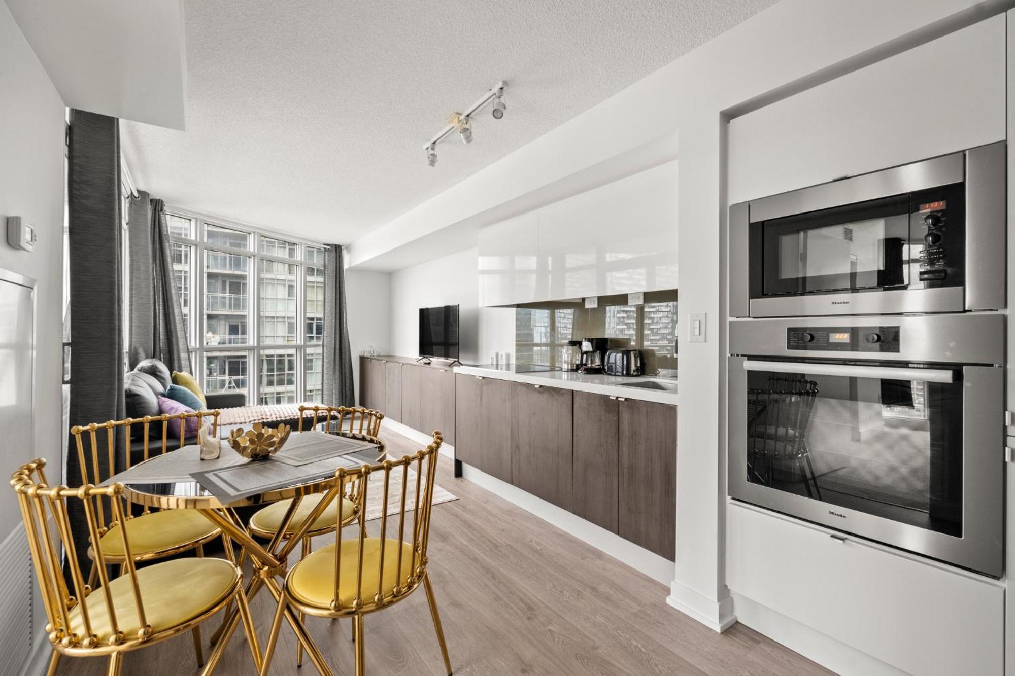 Globalstay Elegant Downtown Apartments تورونتو المظهر الخارجي الصورة